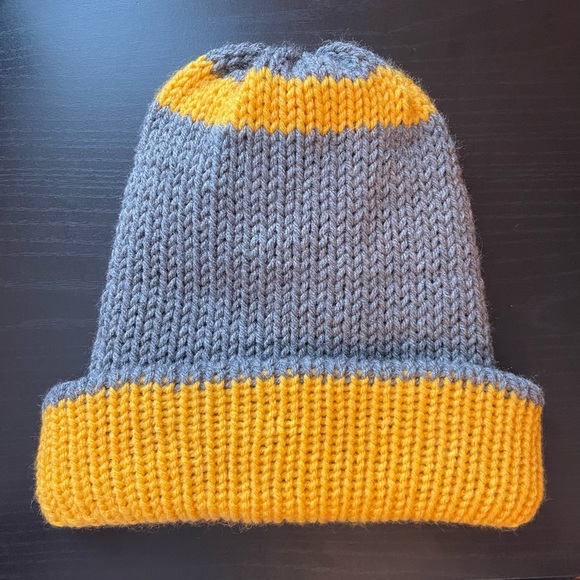 Handmade Marching Winter Hat & Scarf Set - Picture 4 of 5